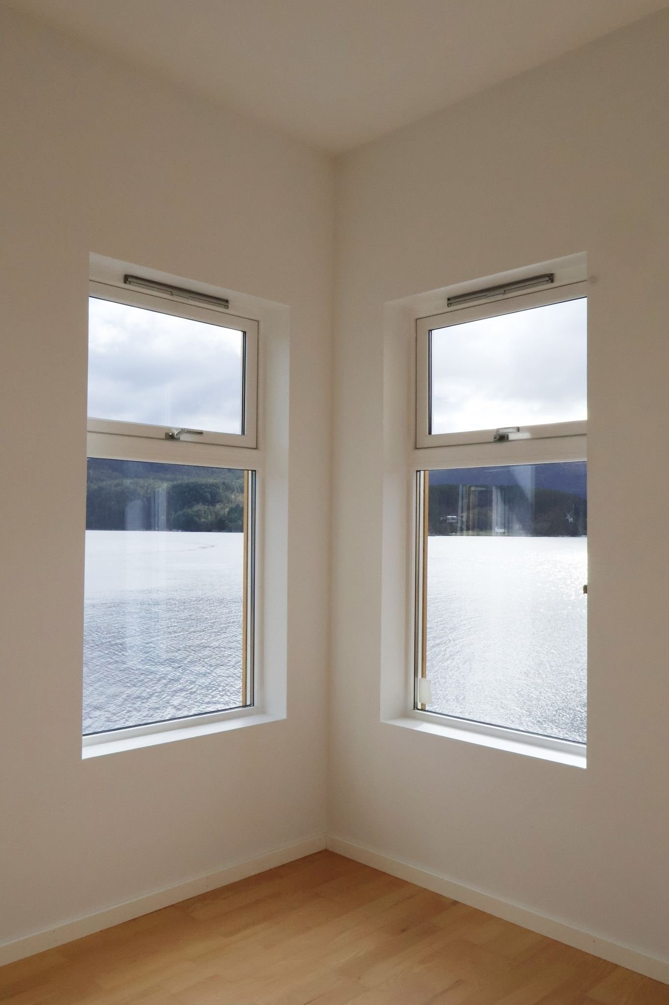 Krok for morgenkaffen i forstuen Galleribilde