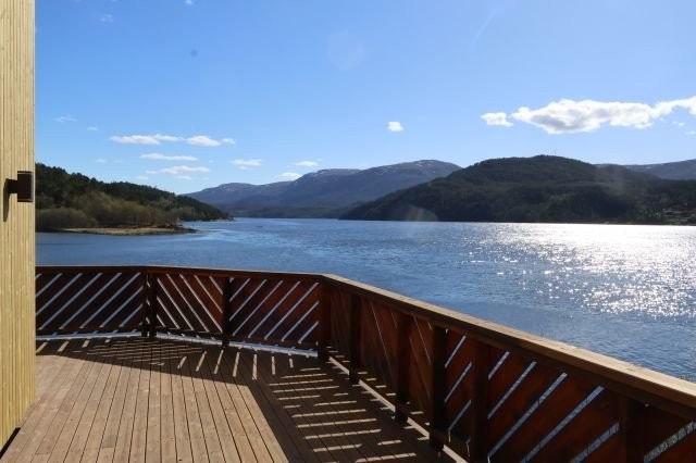 Mot sør innover Aursundet Galleribilde