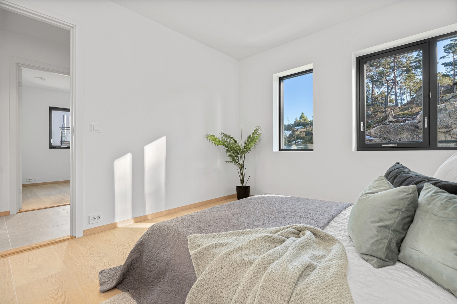 Godt innslipp av naturlig lys sikrer god atmosfære Galleribilde