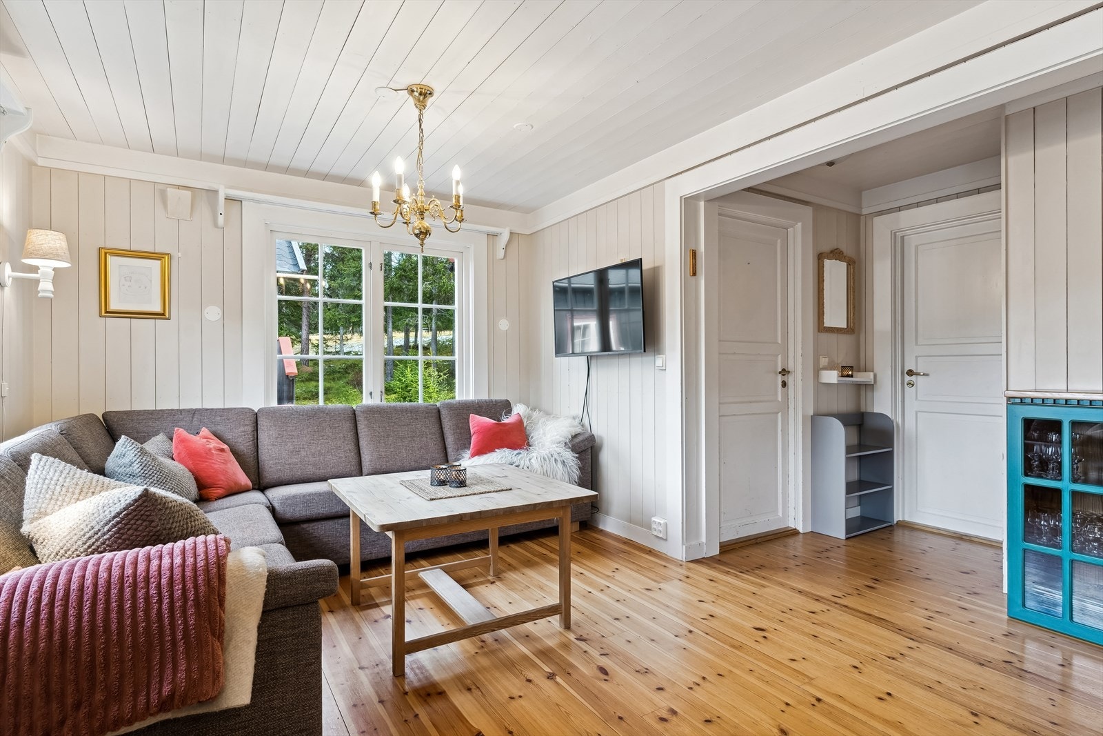 Vindusflater som gir godt med dagslys. Galleribilde