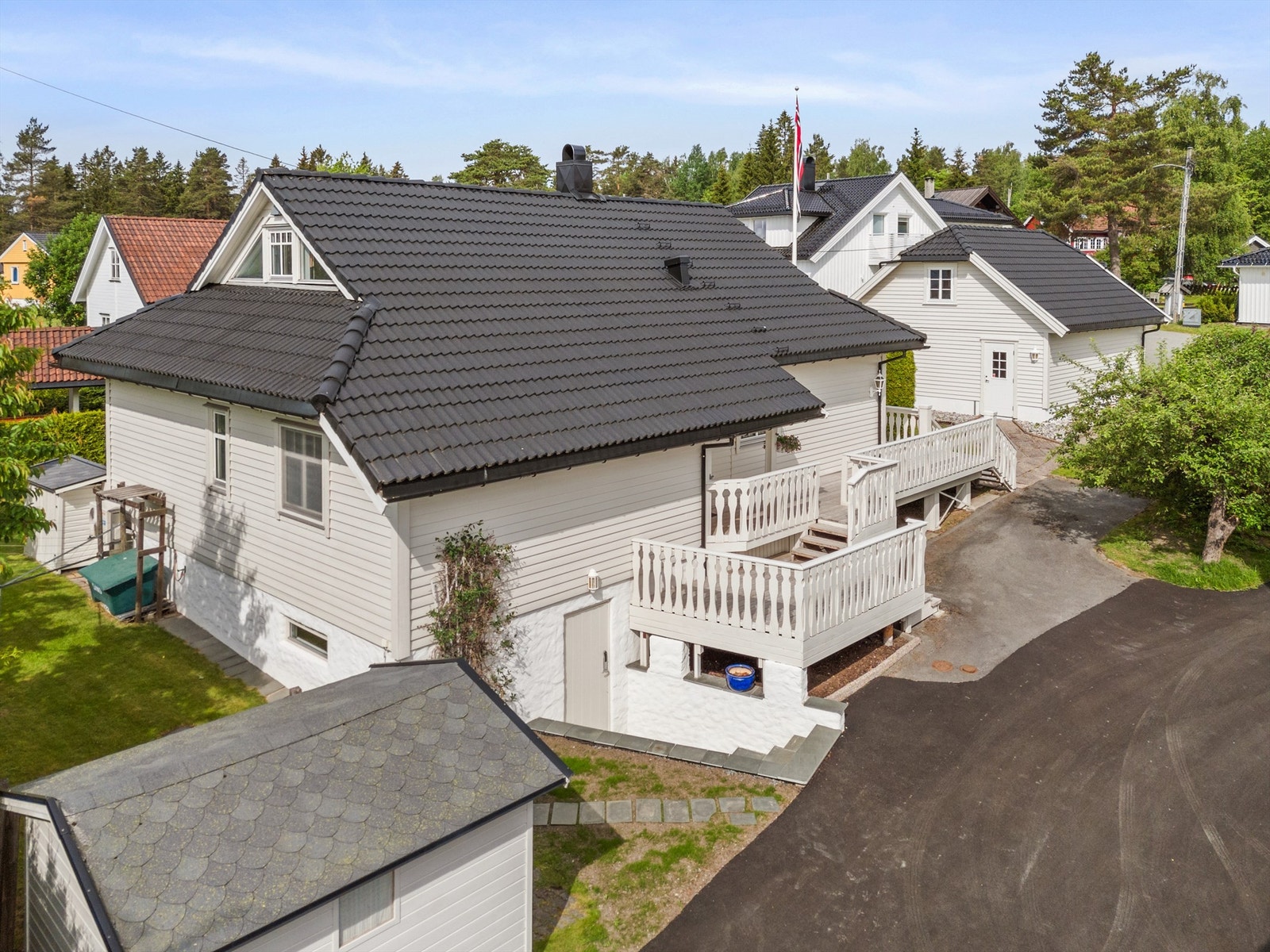 Takfornying med dyprensing, impregnering og maling i 2018 Galleribilde