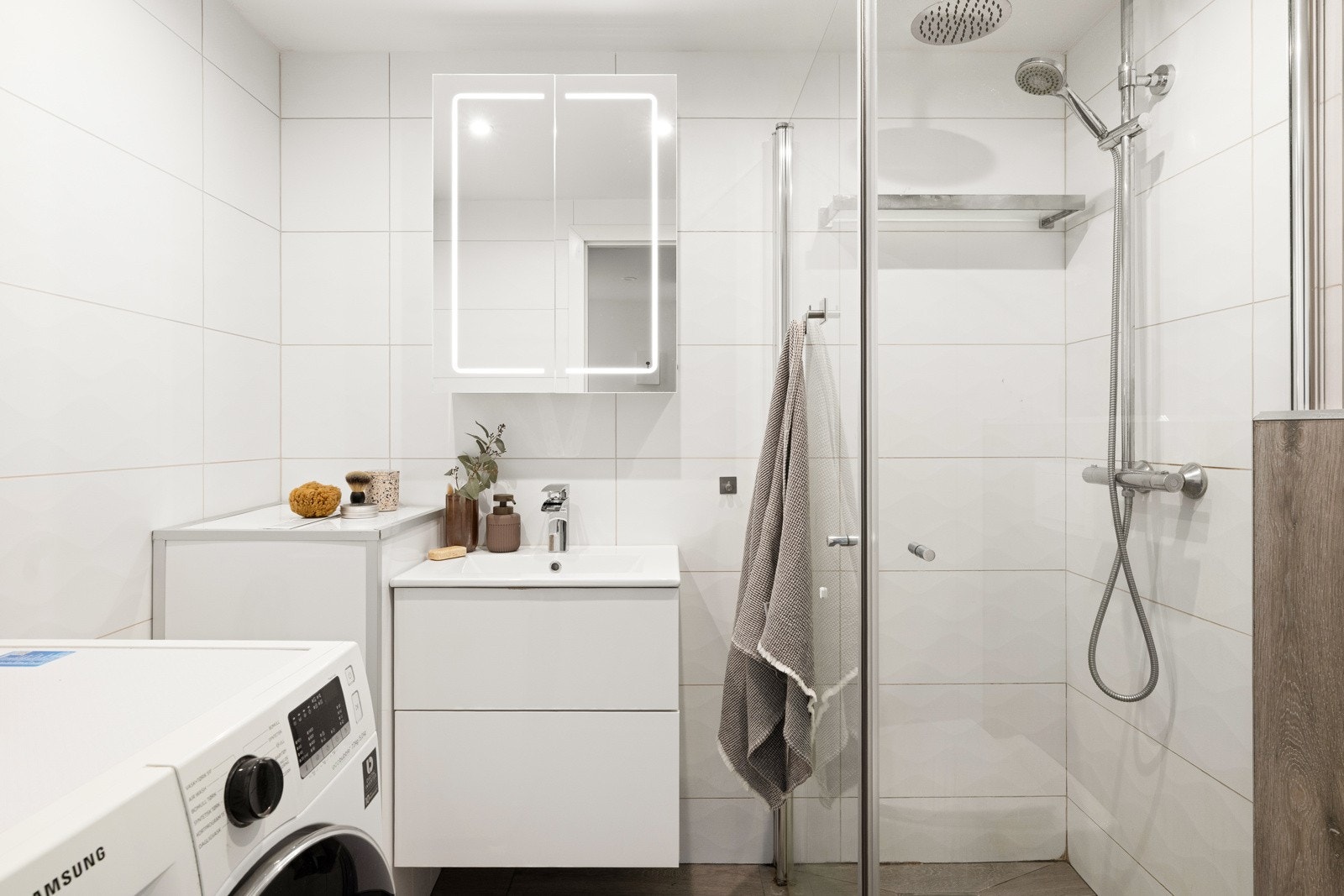 Bad i 1.etasje. Galleribilde