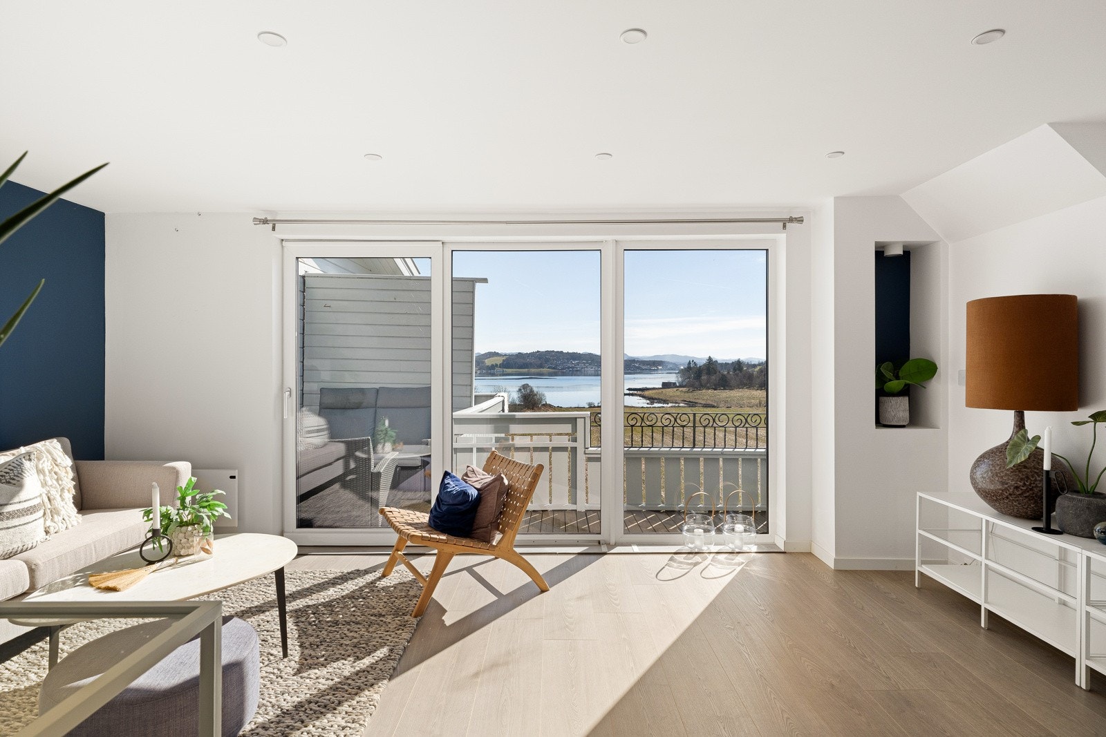 Leiligheten holder generelt god standard og fremstår som tidsriktig og moderne. Galleribilde