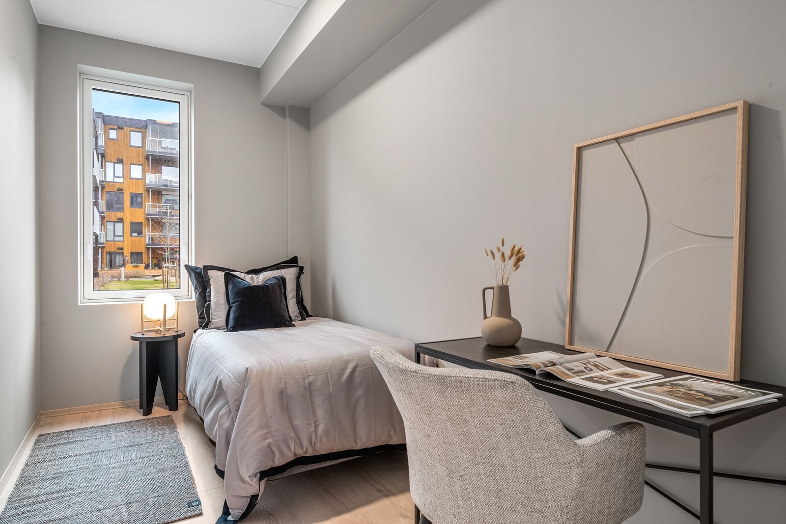 Det andre soverommet er på ca. 7 kvm, og har god plass til møblement. Galleribilde