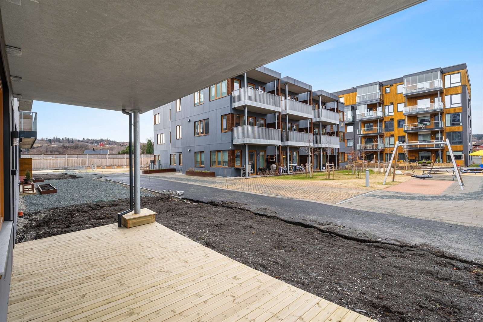 Uteområdet vil bli flott opparbeidet med internstier og et frodig grøntområde Galleribilde