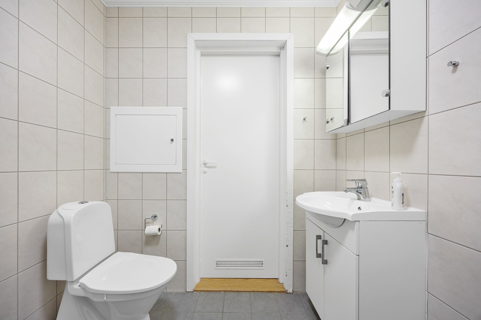 I gulvet er det lagt behagelige varmekabler Galleribilde