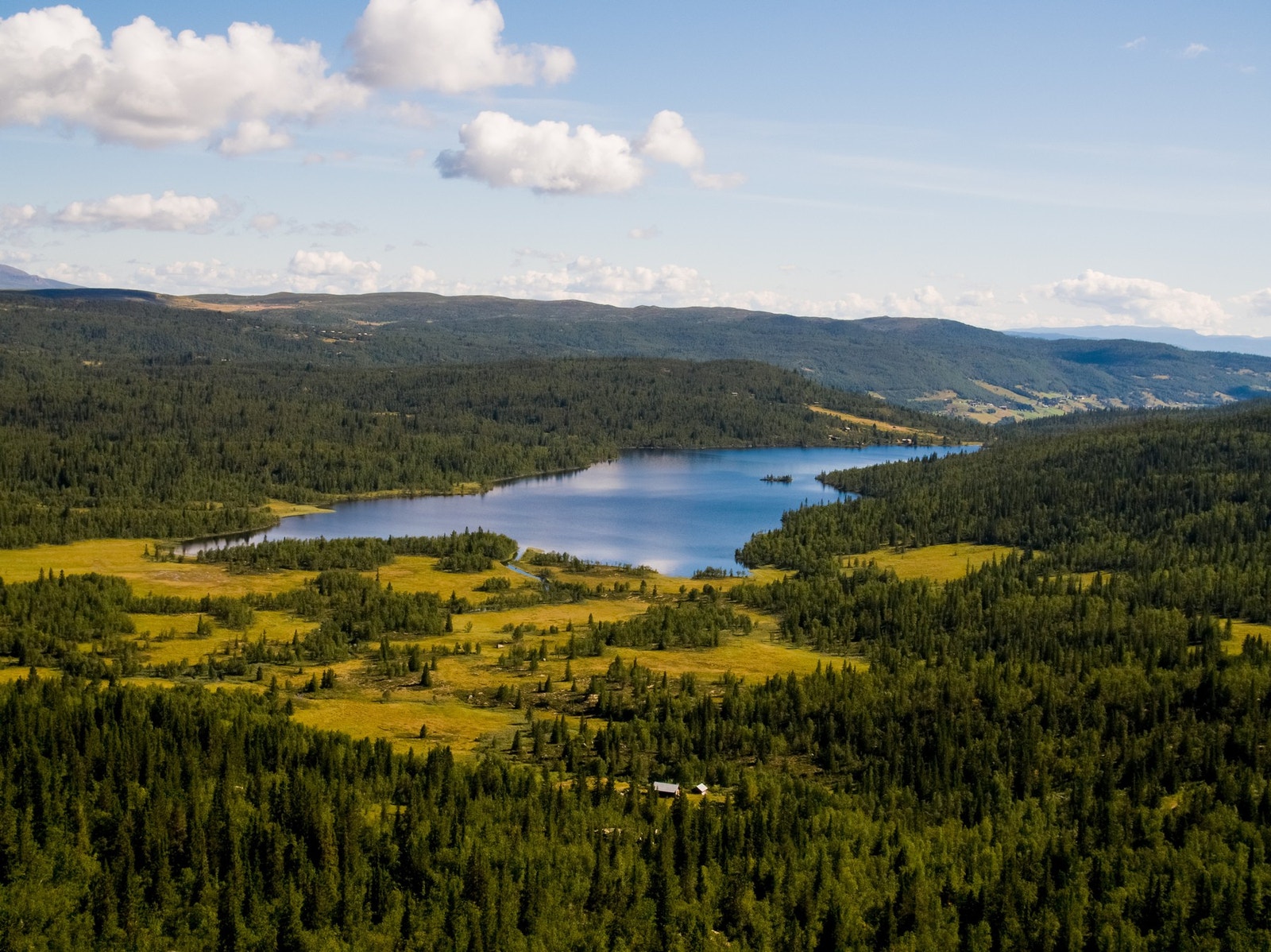 Her er det ikke mangel på turmuligheter i naturskjønne omgivelser Galleribilde