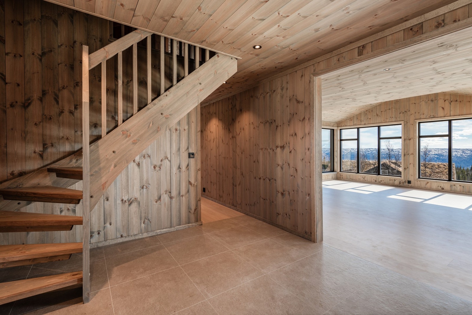 Allerede i døren blir man møtt med en fantastisk utsikt Galleribilde