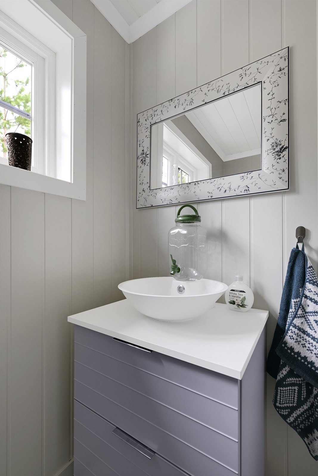 Servant med underskap Galleribilde