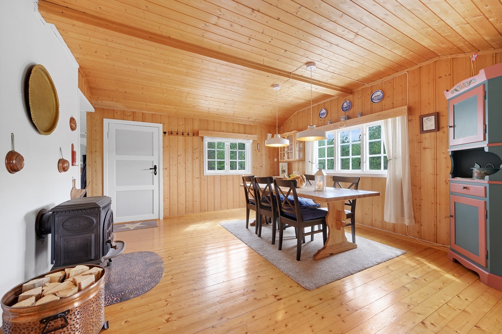 Superkoselig stue/ spisestue Galleribilde