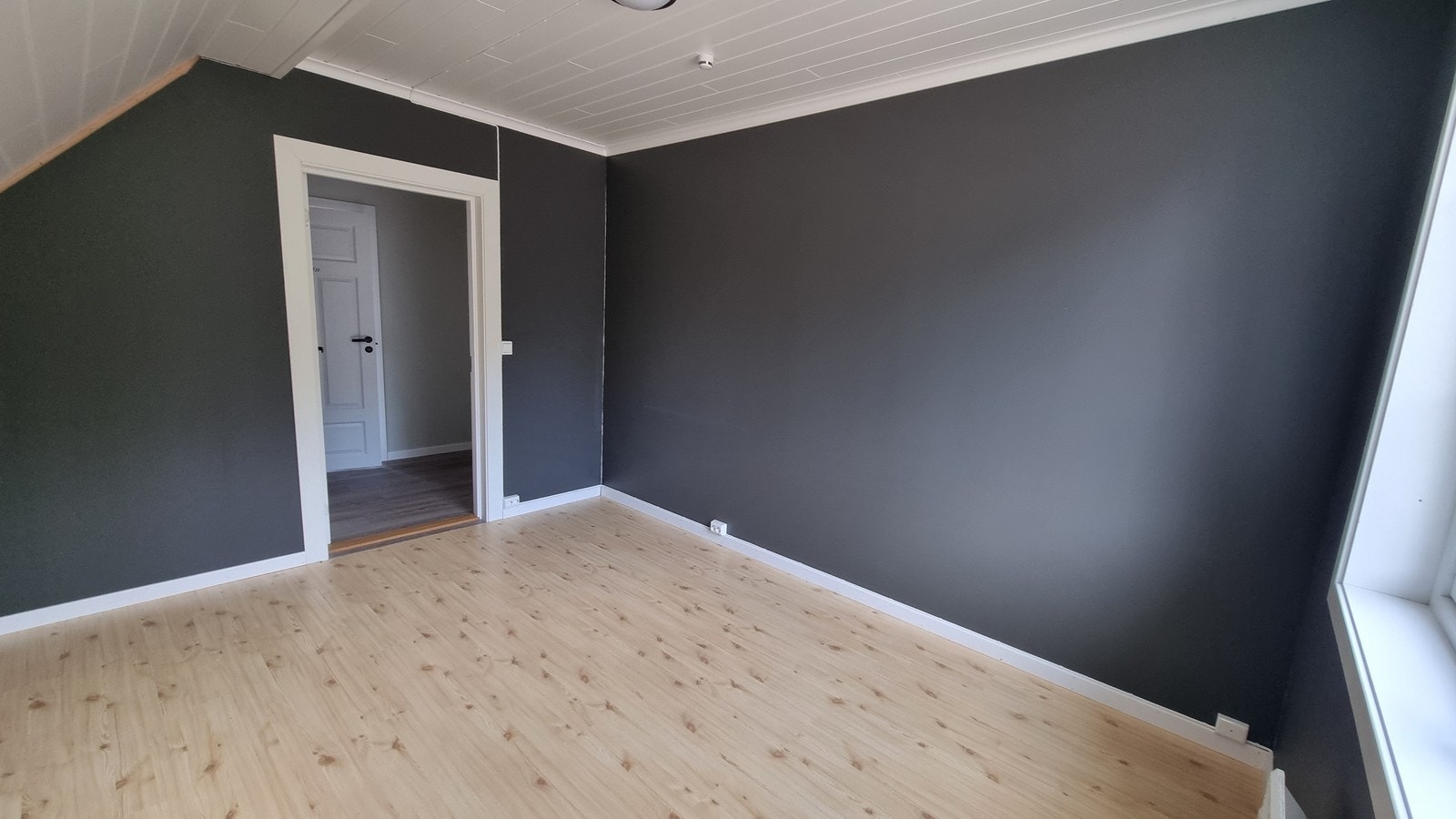 God størrelse på rommet og lysere overflater. Galleribilde