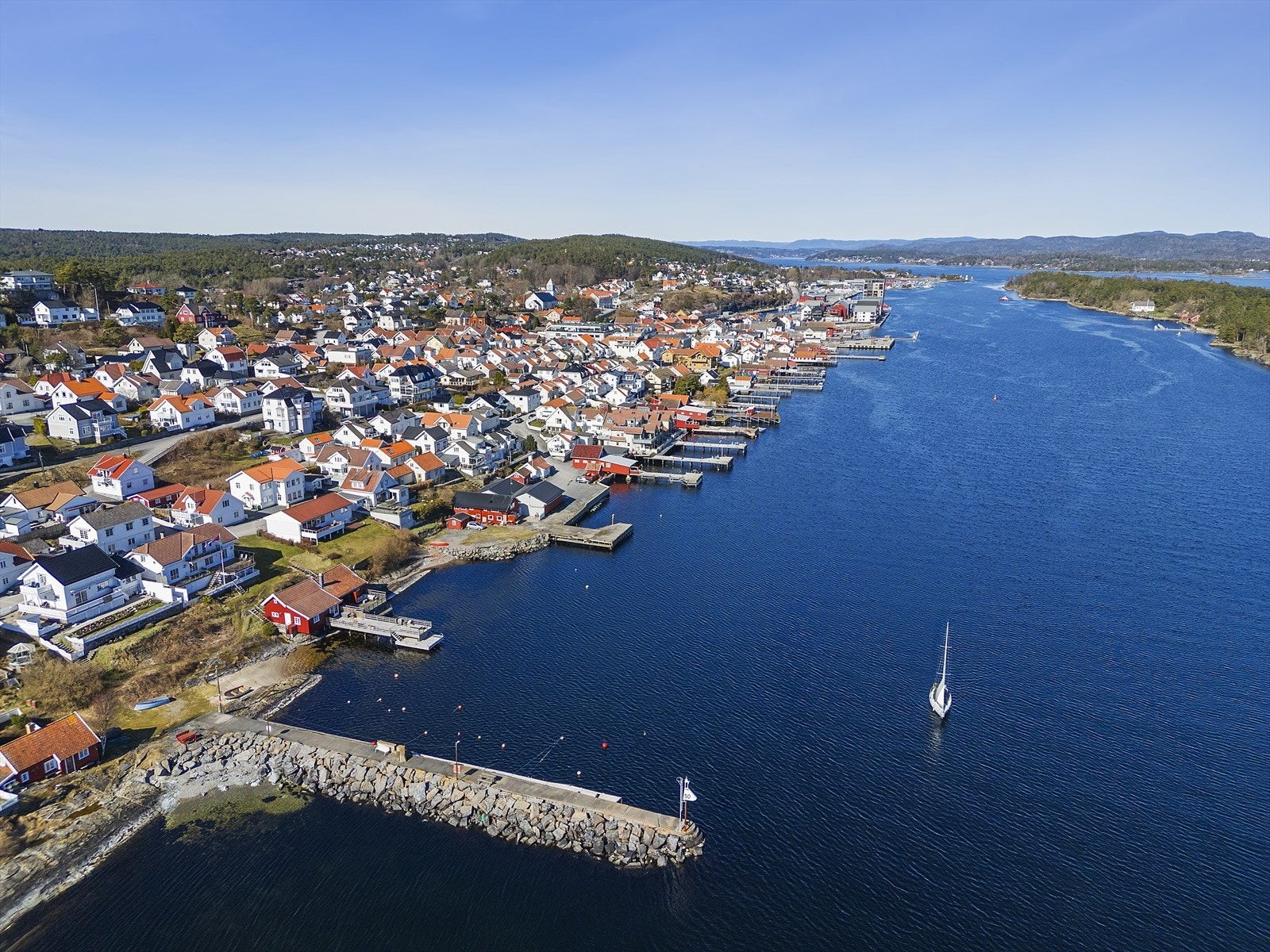 Gangavstand inn til Langesund sentrum Galleribilde
