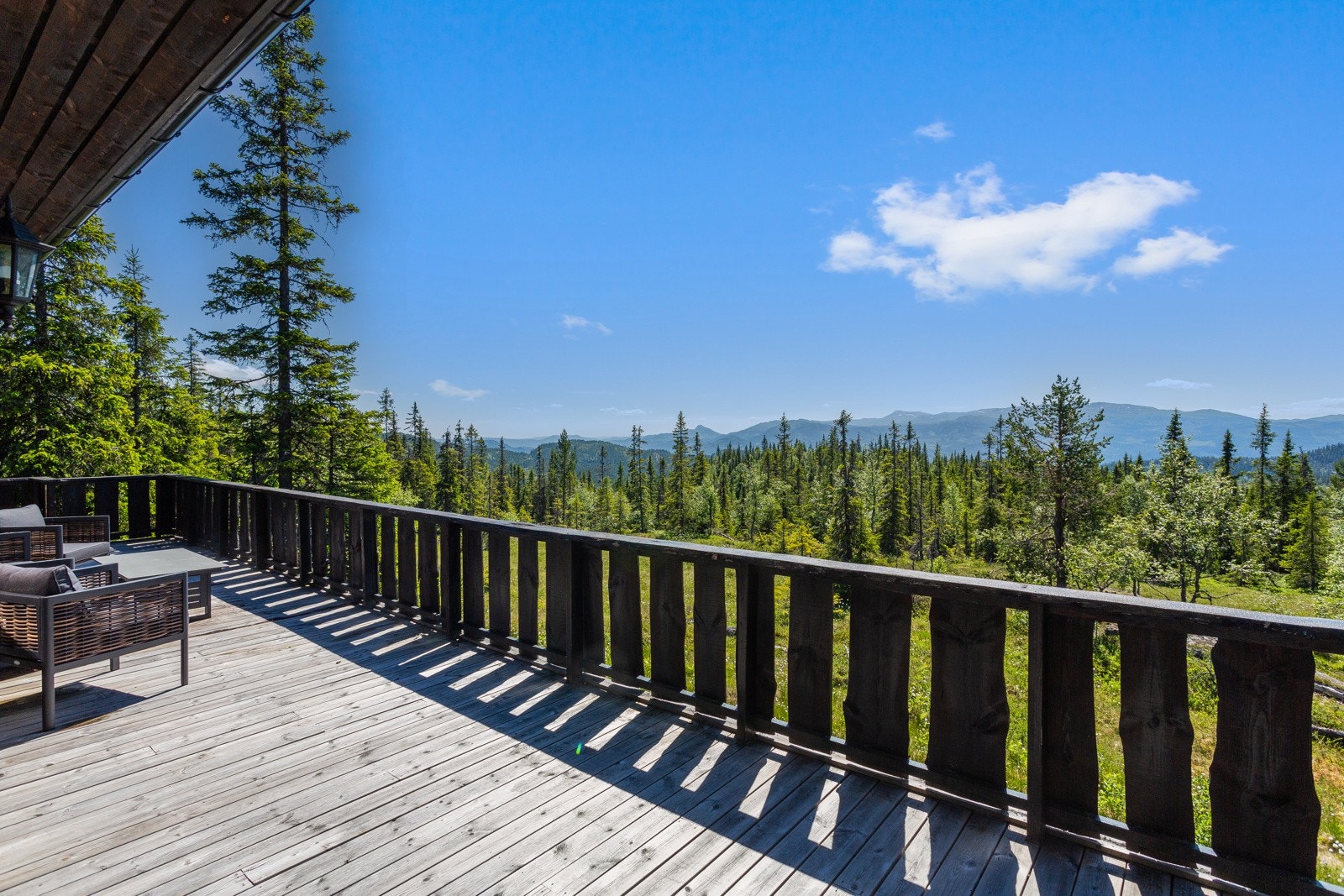 53 m² terrasse lar deg nyte dagene i fjellet! Galleribilde