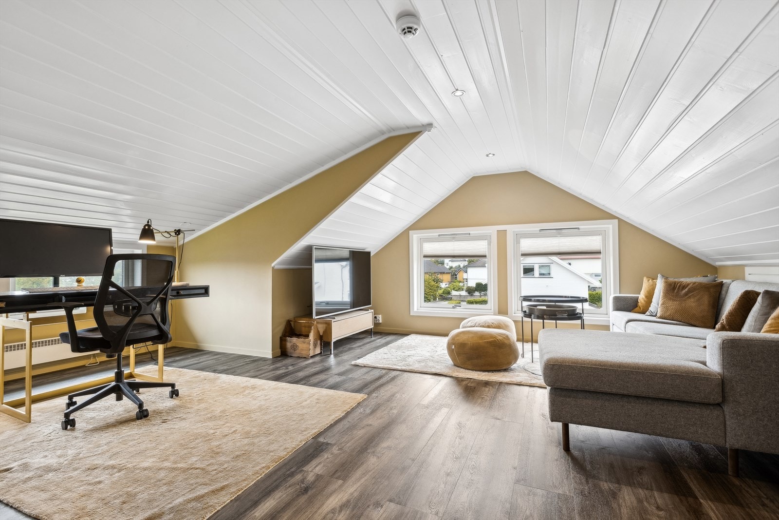 Her er det god plass til blant annet sofakrok og kontormøbel. Galleribilde