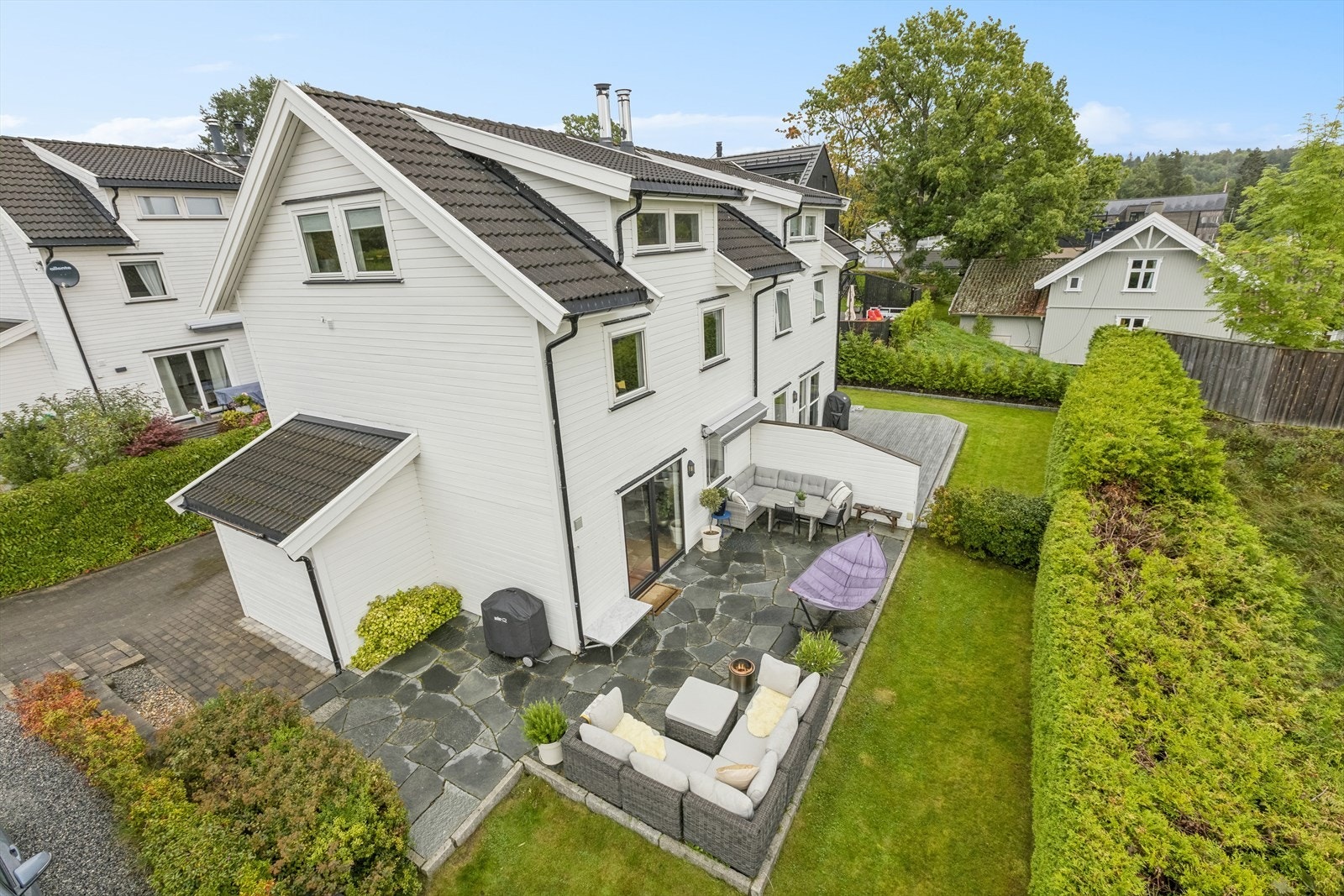 Velkommen til Ekeveien 11E - Presentert av Joachim Norum Larsen Galleribilde