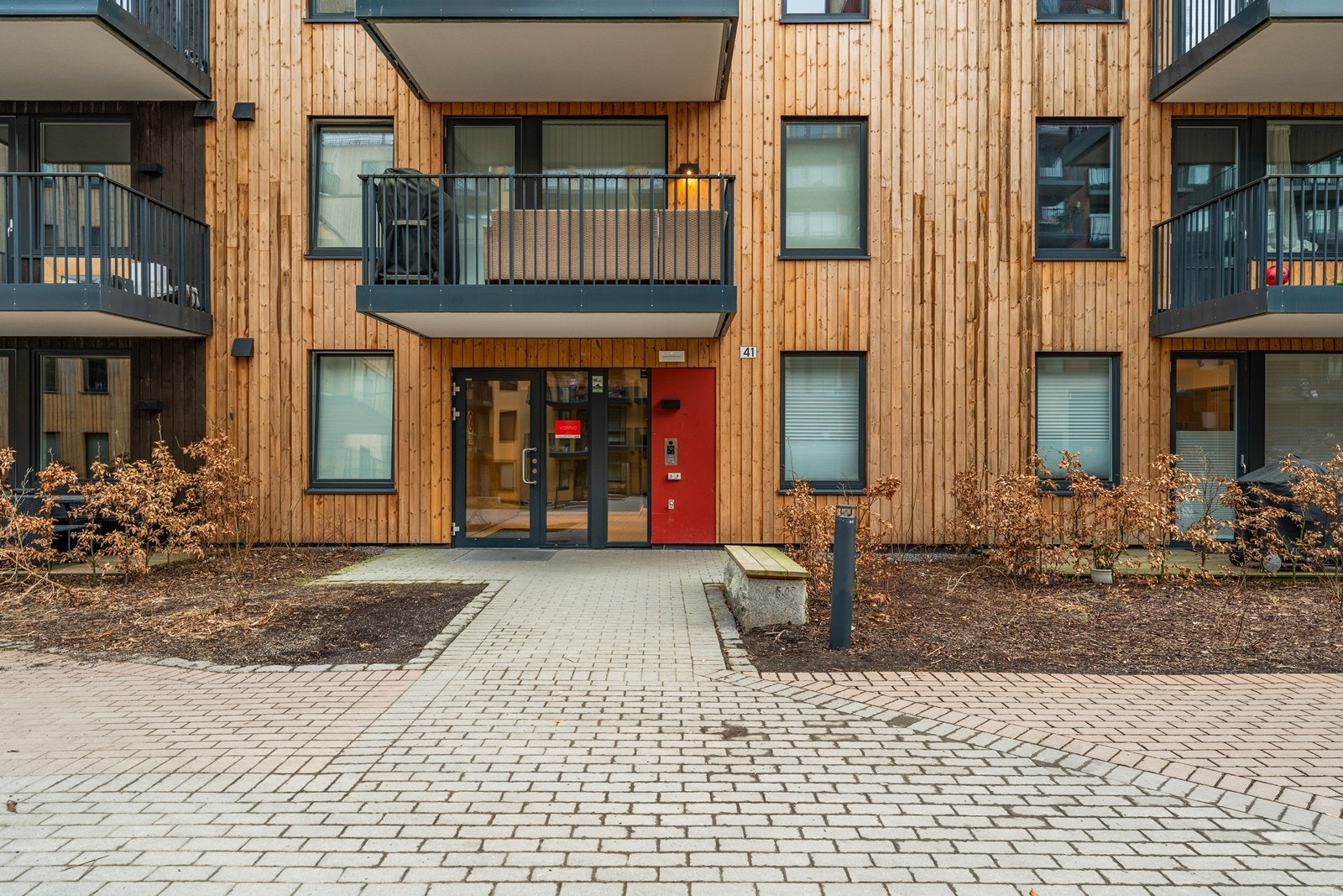 Fin 2-roms leilighet med garasjeplass i 3.etasje Galleribilde