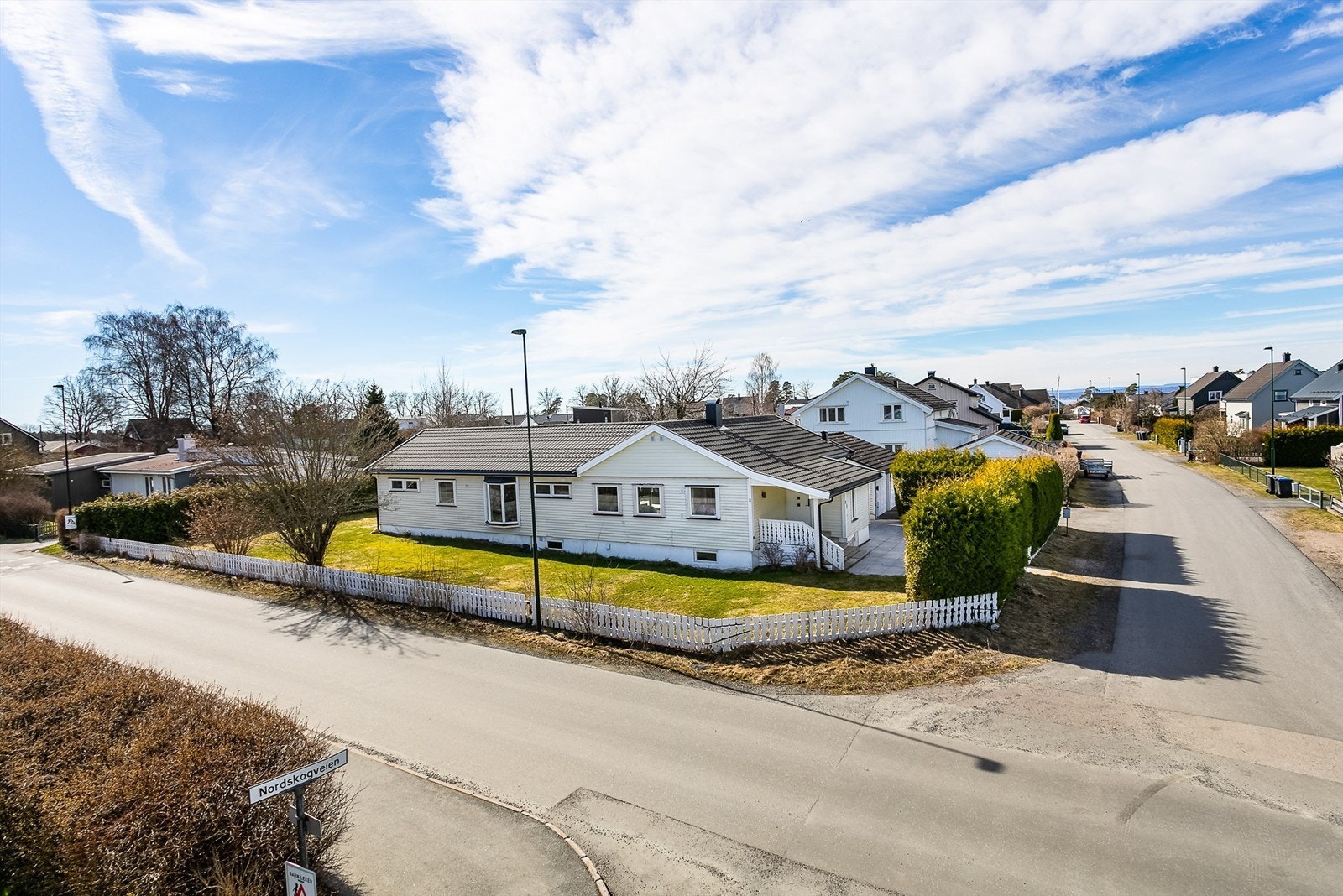 Nordskogveien 9 presenteres av Krogsveen. Galleribilde