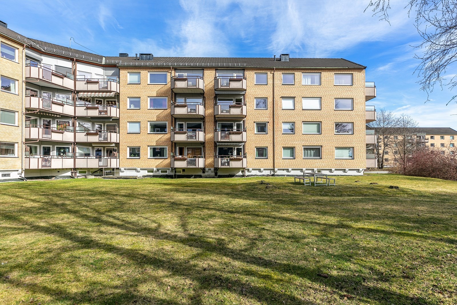 Leiligheten har en sentral beliggenhet på Lillestrøm og flotte fellesområder. Galleribilde