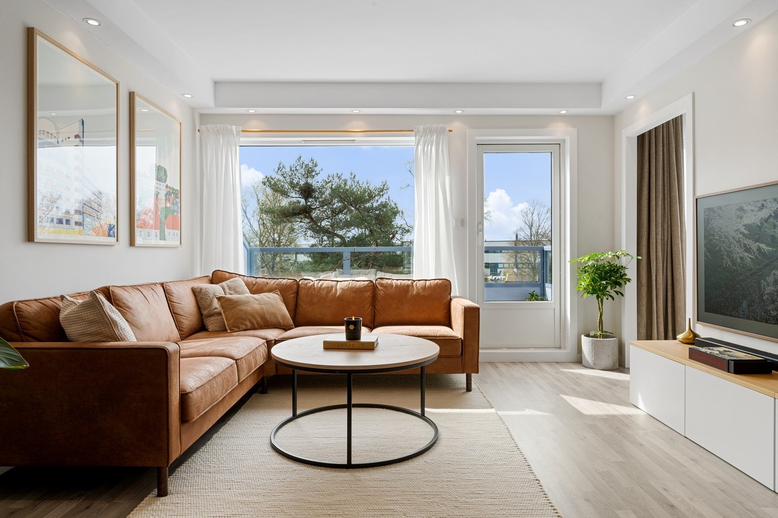 Velkommen til Olsvikåsen 9 - Presentert av Even Lexander for Eiendomsmegler Vest! Galleribilde