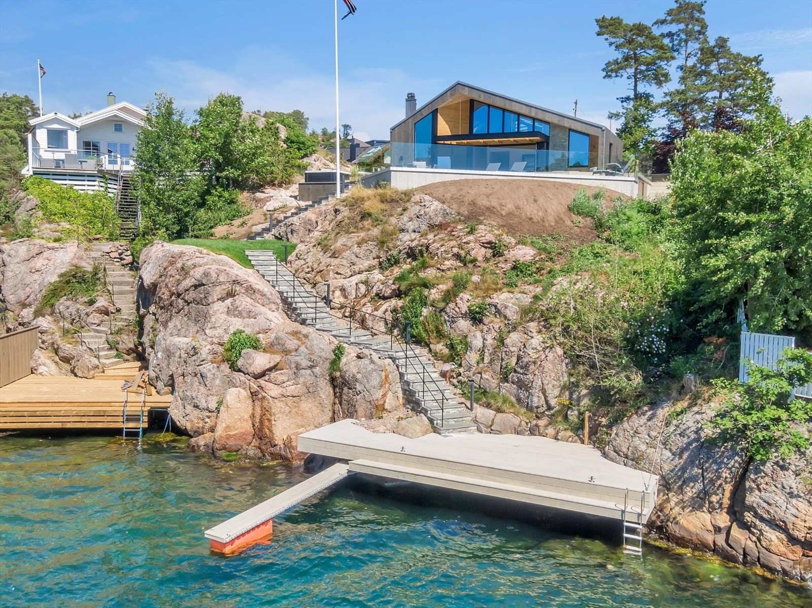 Sørmegleren ved Kristian Lossius har gleden av å ønske deg velkommen til Ausviga 68 Galleribilde