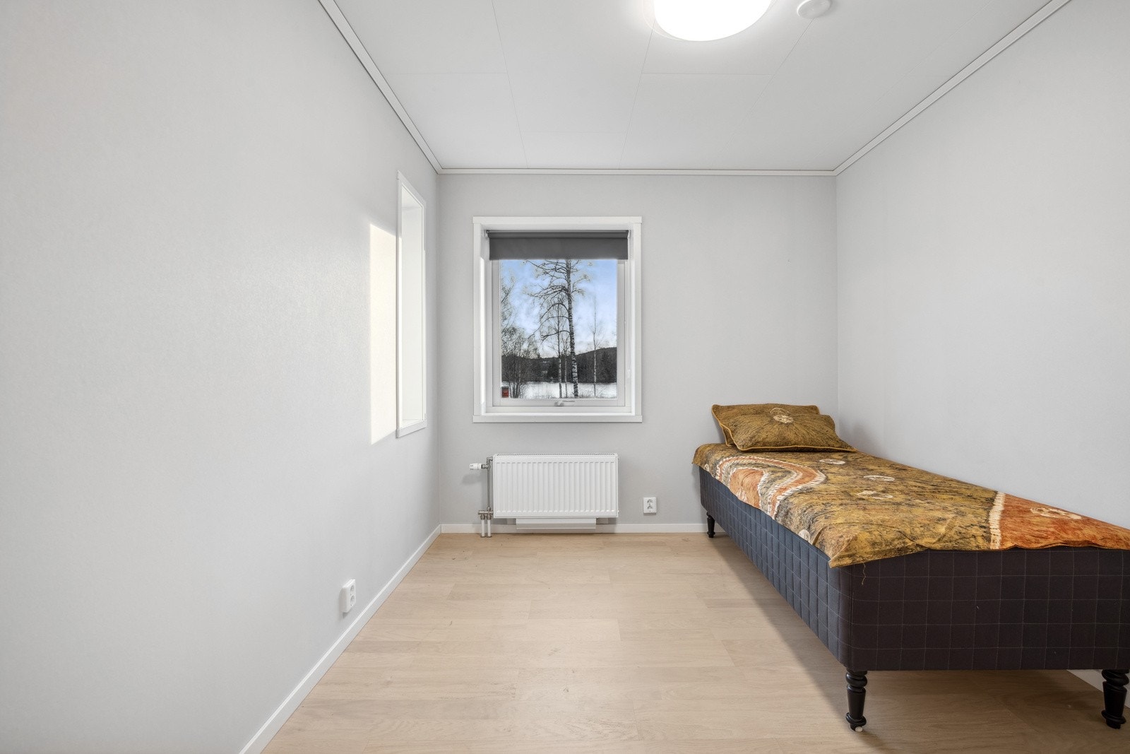 Soverom 3. Soverom med walk-in løsning. Galleribilde