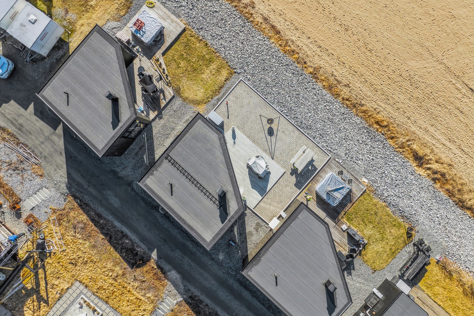 Opplegg for utendørs boblebad står klart. Galleribilde