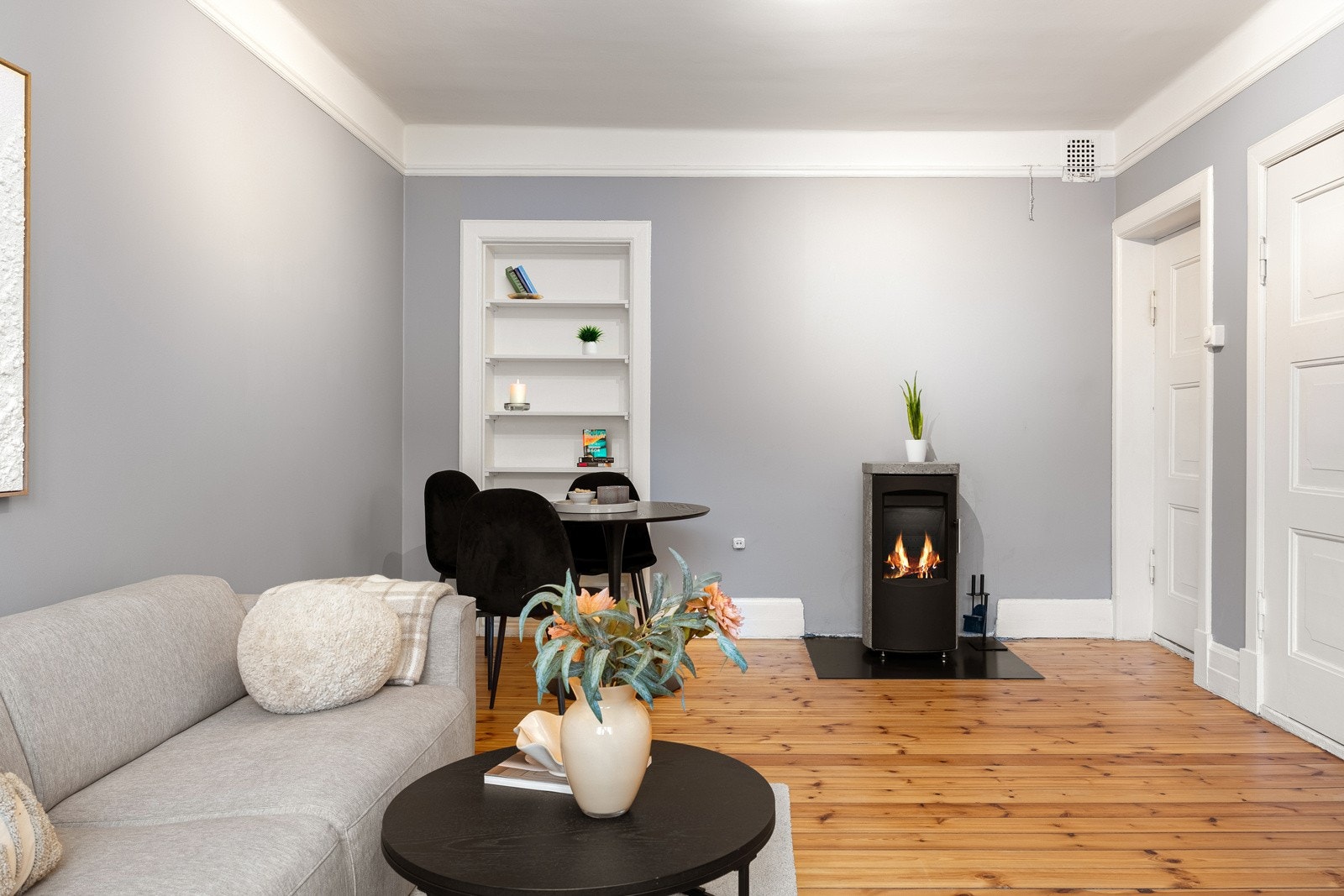 Godt og varmt med peis i stuen! Galleribilde