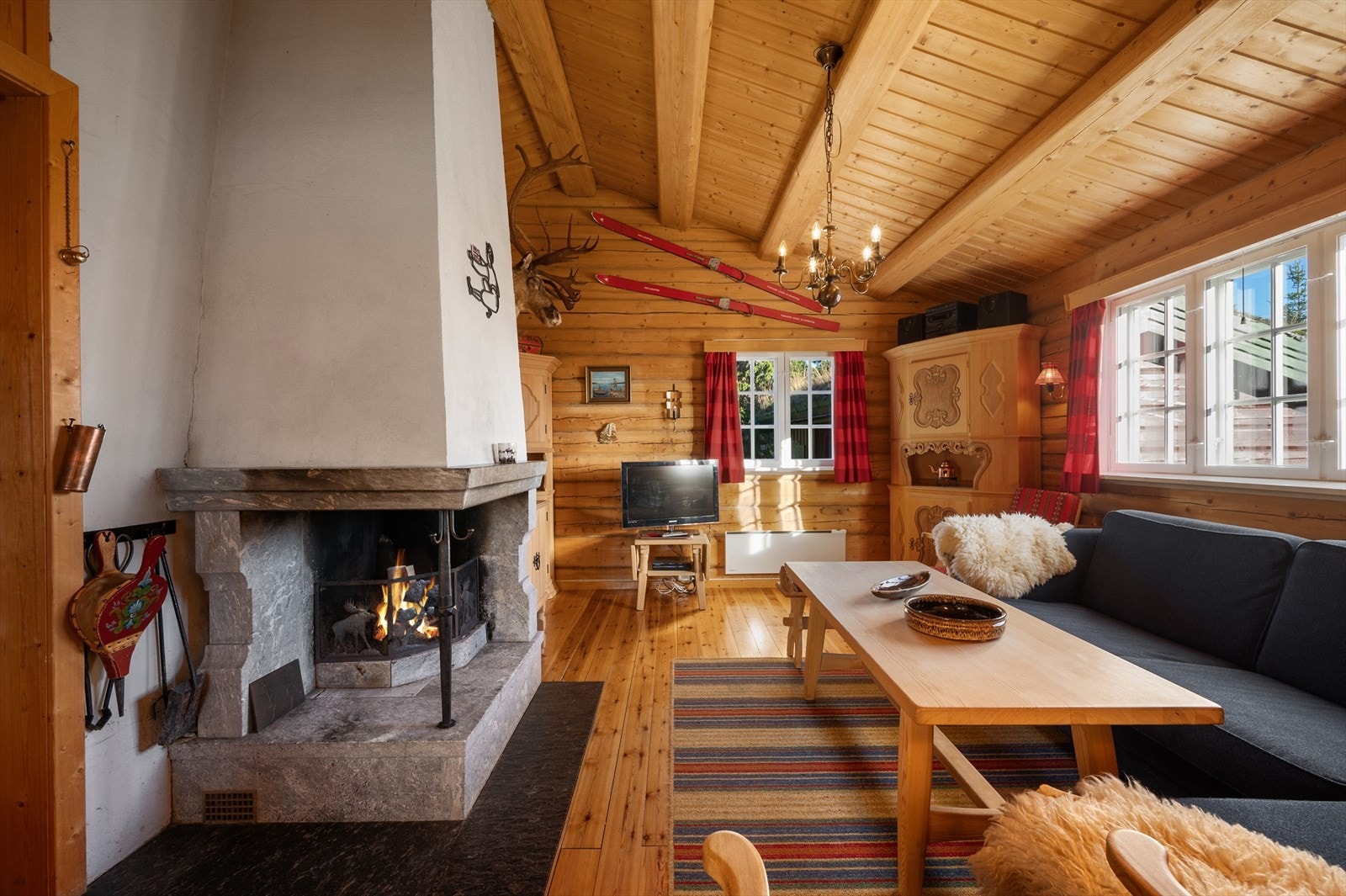 Velkommen inn i hovedhytta. Galleribilde