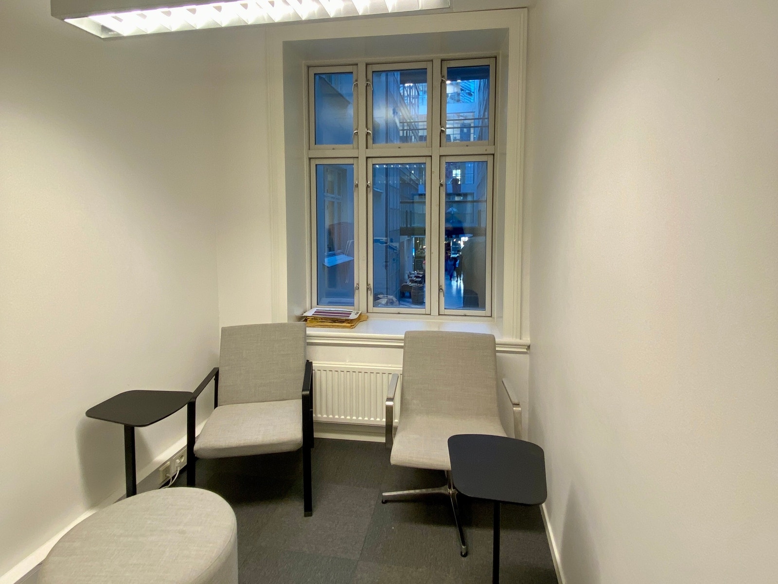 Lite møterom/stillerom som vender inn mot Olavshallen Galleribilde