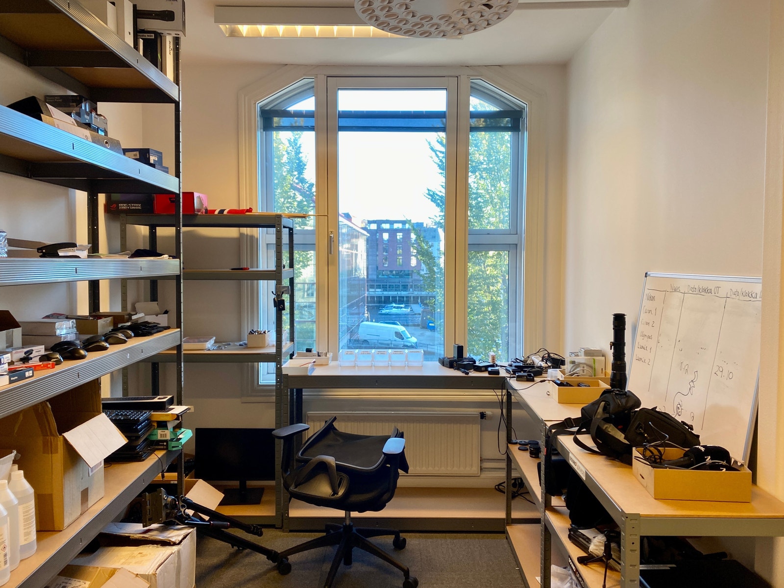 Lite møterom/cellekontor Galleribilde