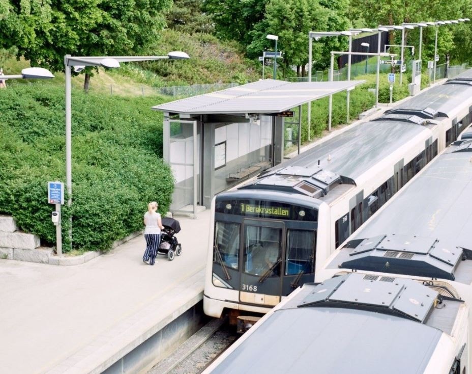 Kun ca. 5 min gange til T-bane med hyppige avganger Galleribilde