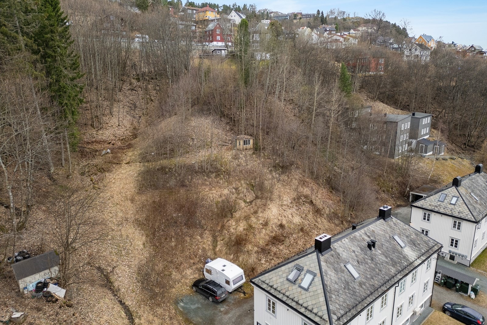 Boligtomt med tidligere godkjent søknad (2019) for tomannsbolig på ca. 328 m² - Sentral beliggenhet like ved St. Olavs! Galleribilde