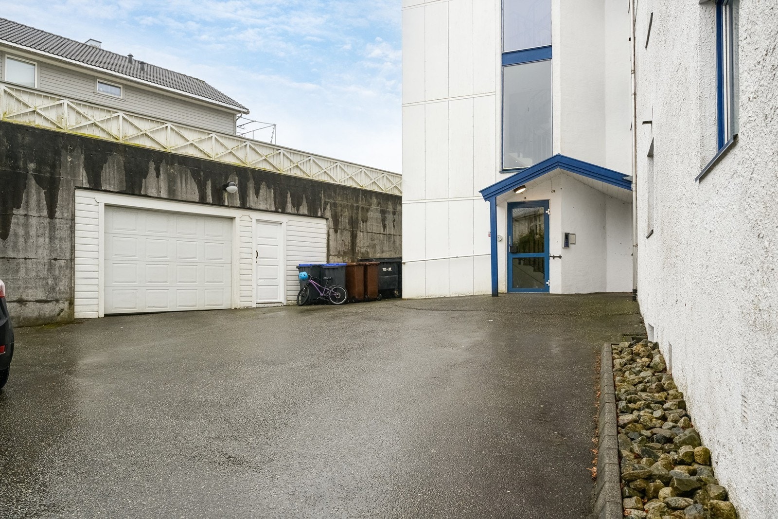 Fasade hovedinngang Galleribilde