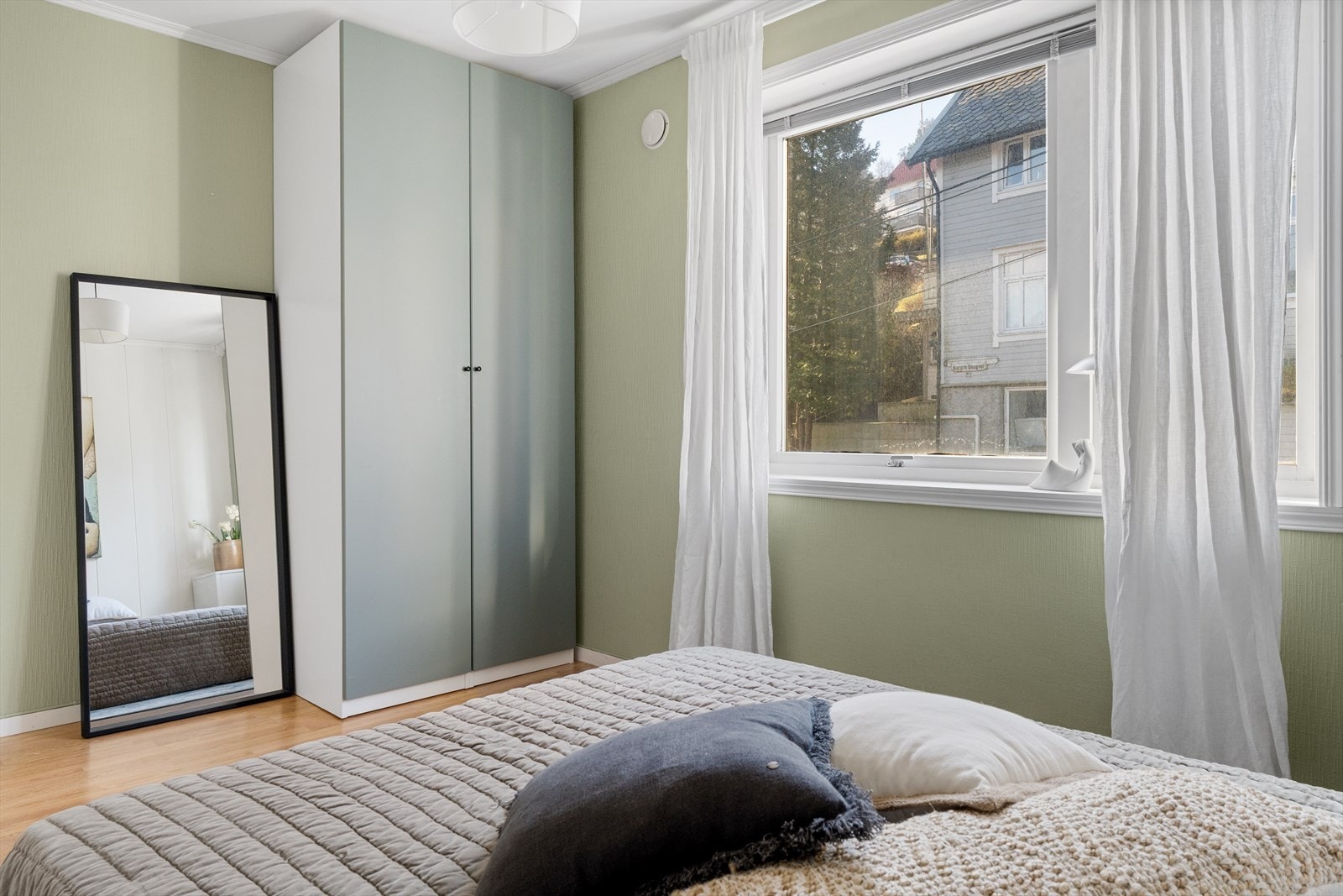 Soverom #2. Galleribilde