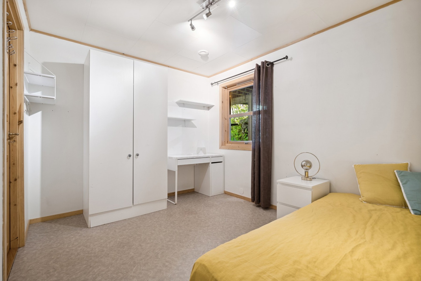 Soverom 1. etasje. Galleribilde