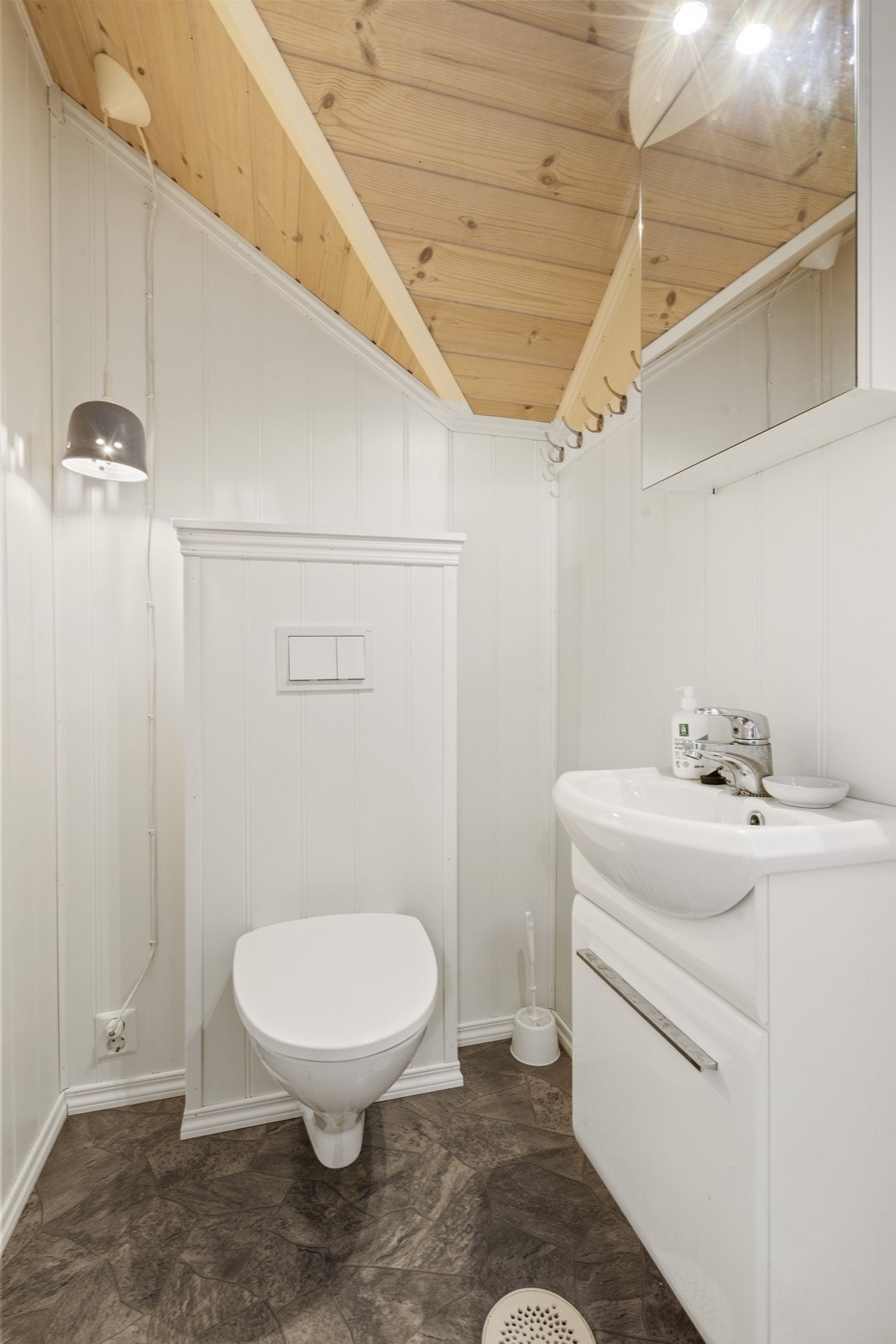 Wc 2. Etasje Galleribilde