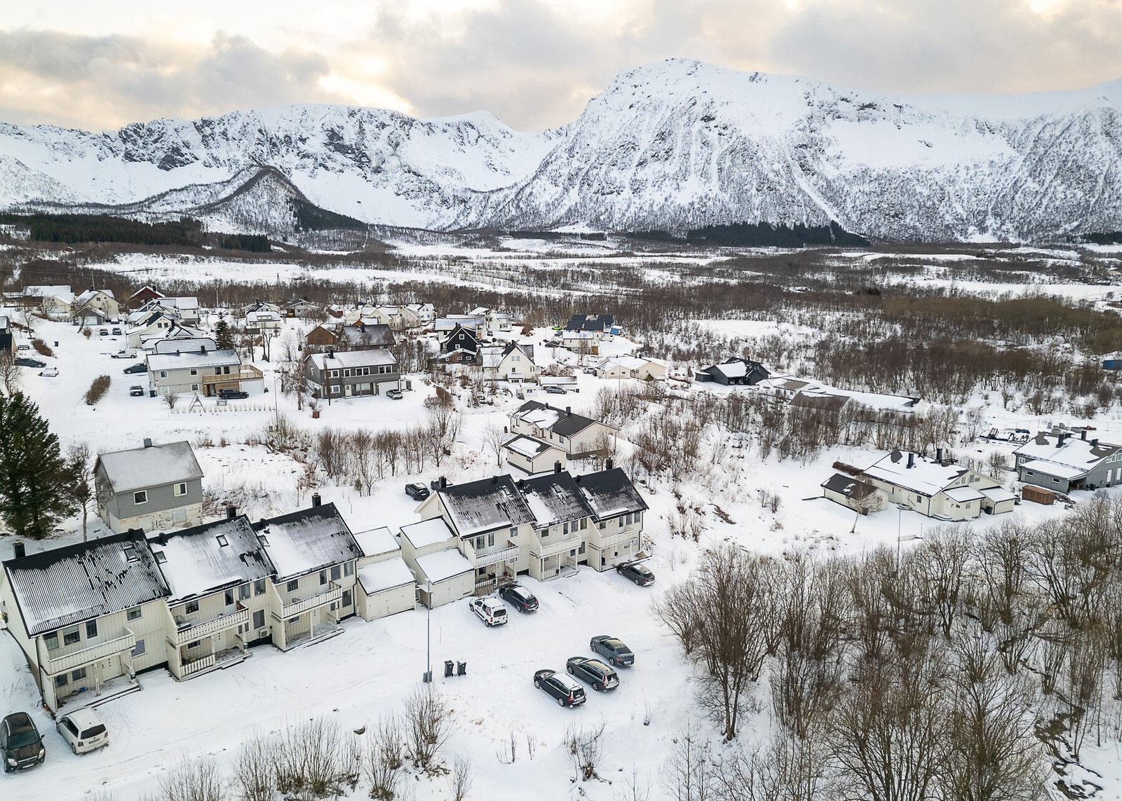 Eiendommen sett fra lufta Galleribilde