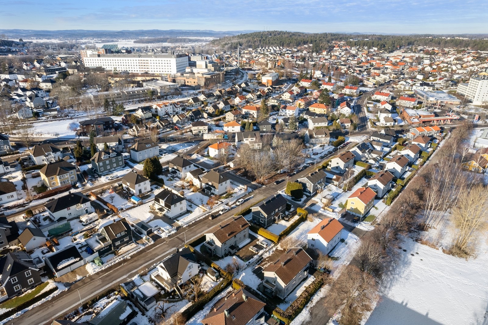 Nært Tønsberg sentrum - Kort avstand til butikker, restauranter og rekreasjonsmuligheter langs kysten. Galleribilde