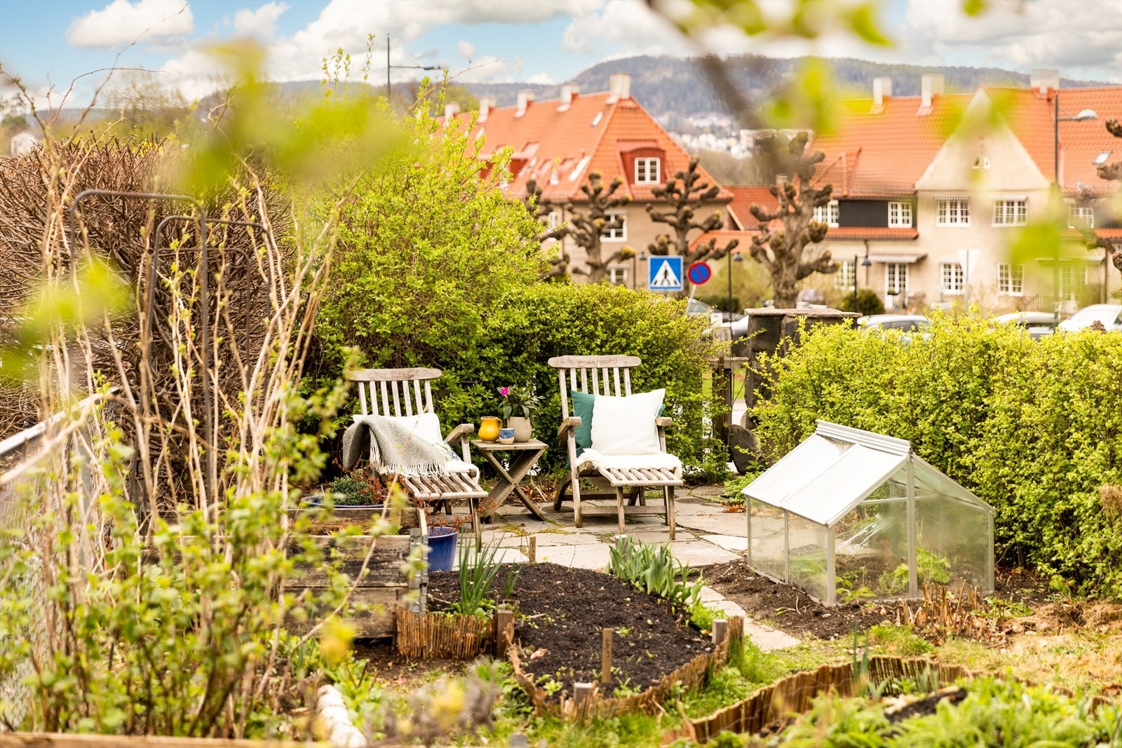 Hagen har svært gode solforhold både sommer og vinter. Galleribilde
