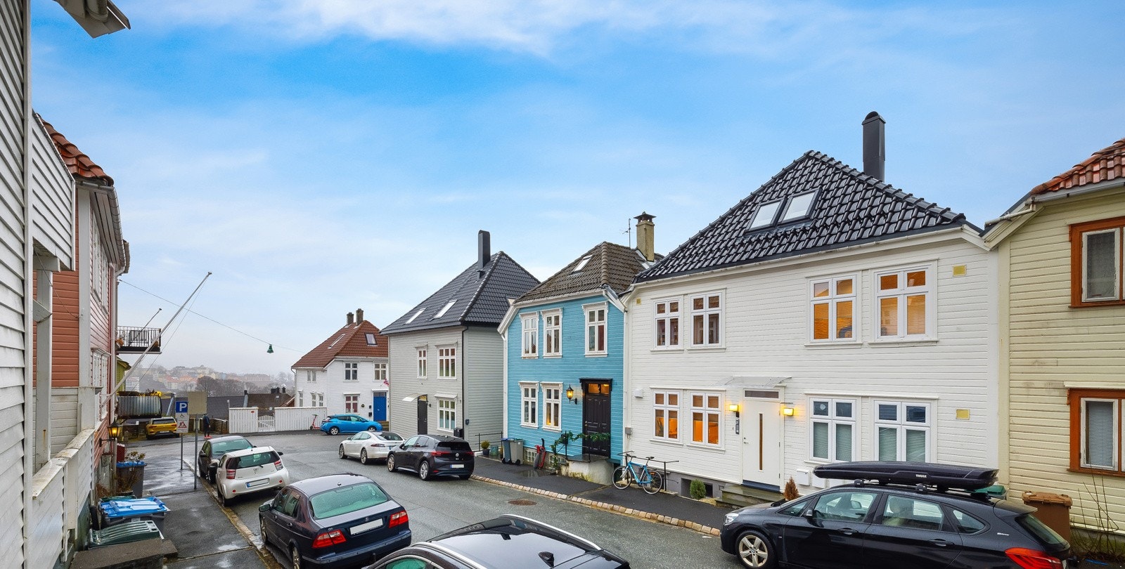 - Bor du i Professor Arentz' gate, har du gangavstand til Bergen sentrum samtidig som du har flotte turmuligheter rett utenfor døren - Galleribilde