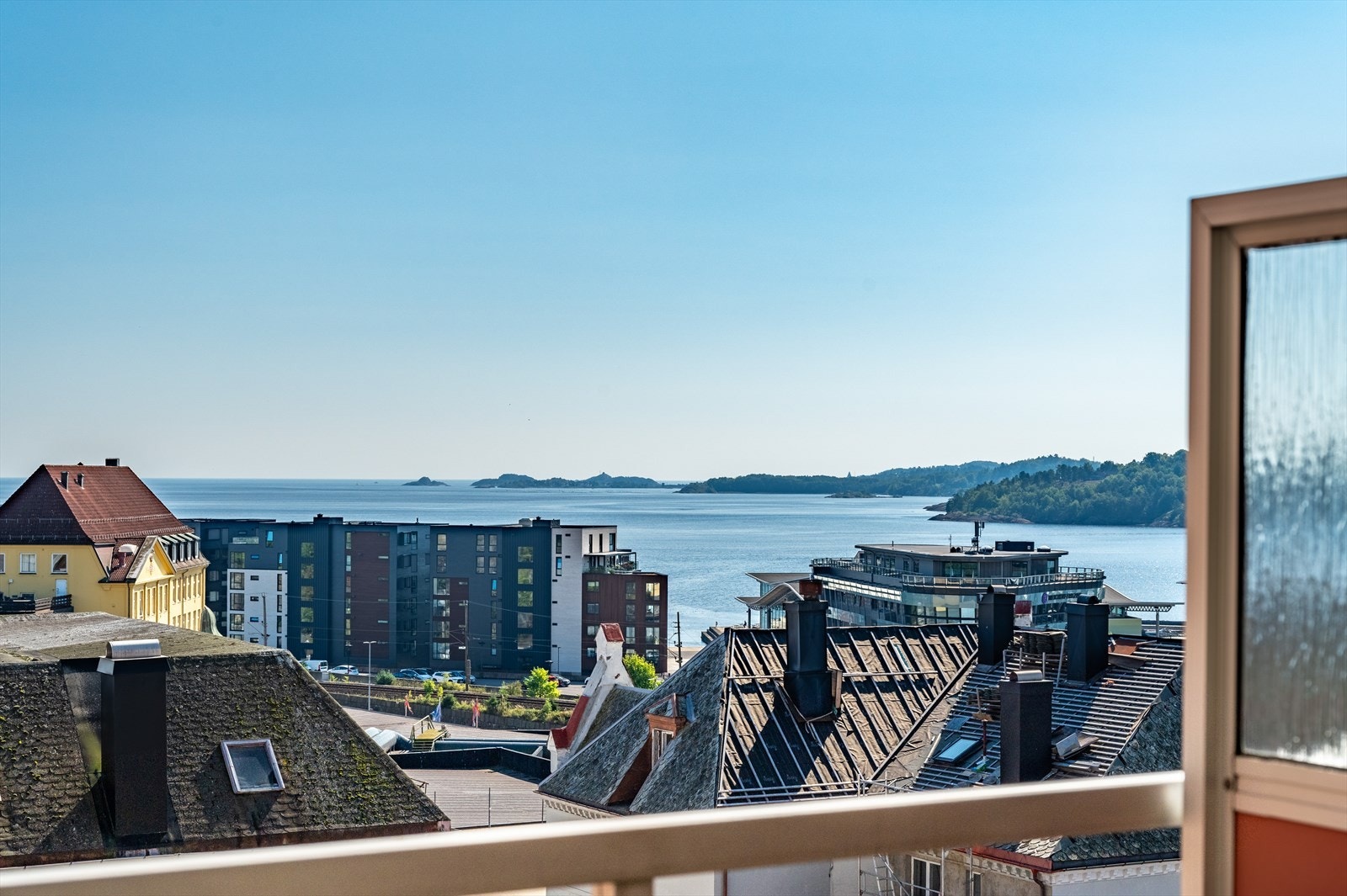 Velkommen til Johan Sverdrupsgate 4B! Lettstelt leilighet i sentrum av Larvik. Galleribilde