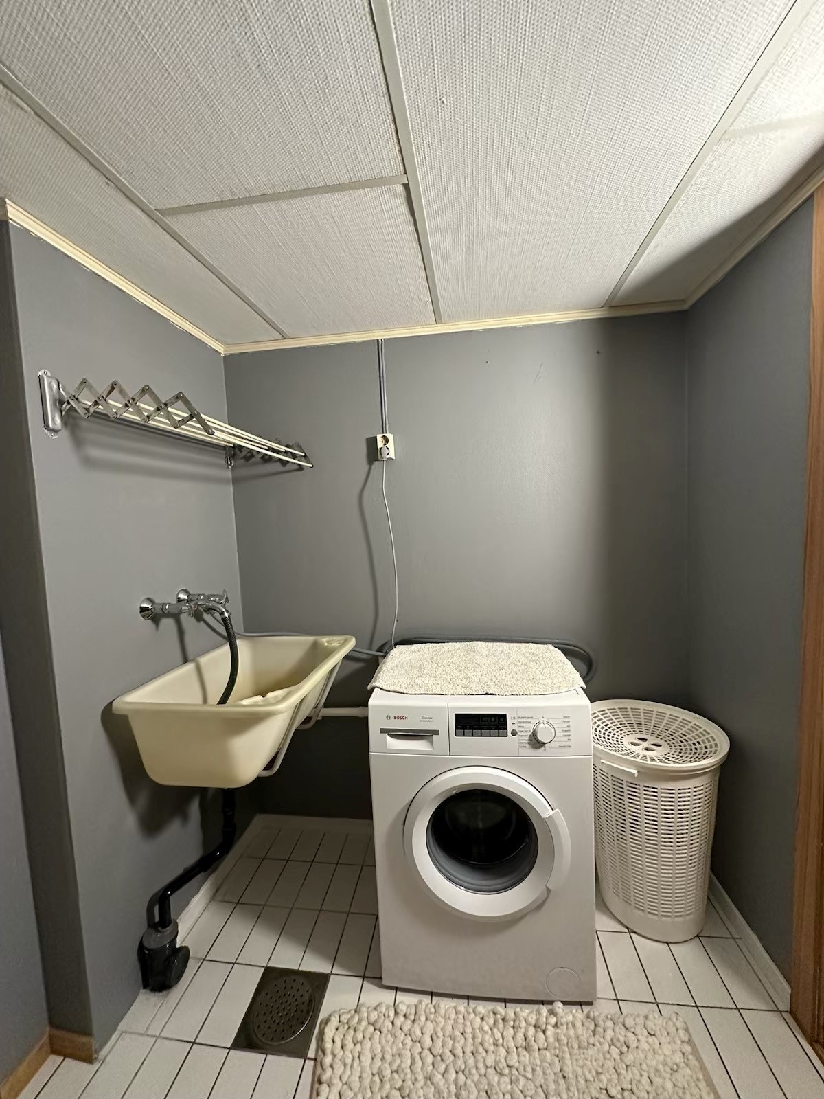 Vaskerommet og toalett/vask Galleribilde