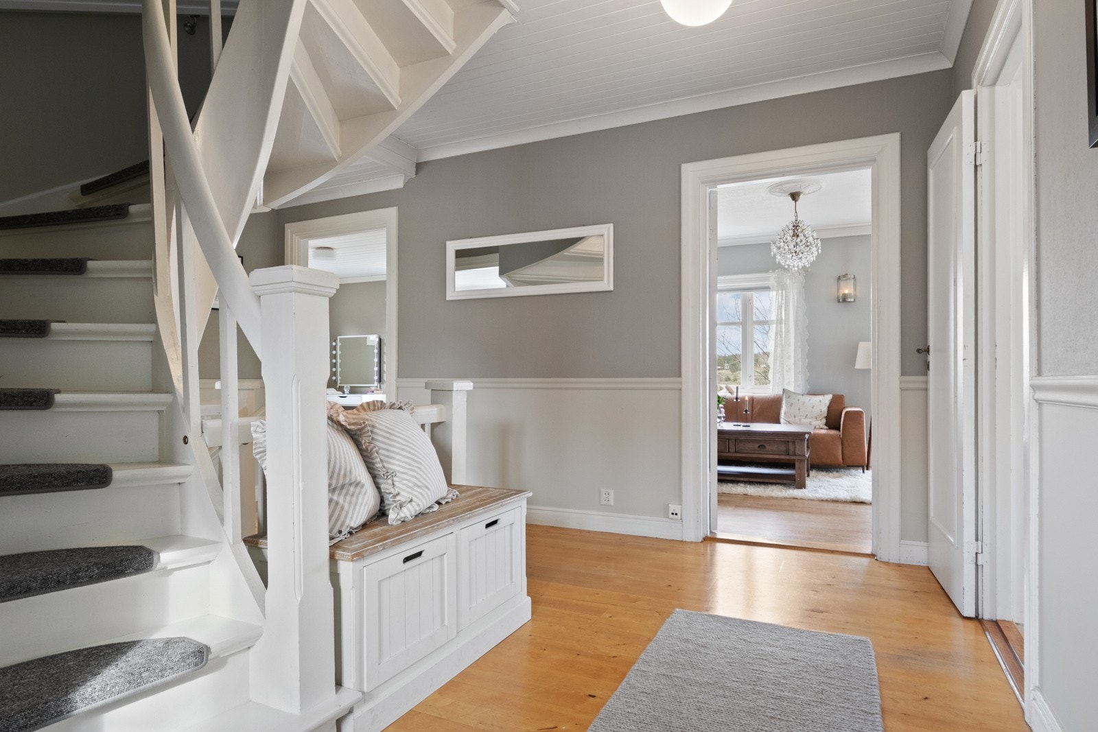 Velkommen inn i et flott familiehjem med god fleksibilitet Galleribilde