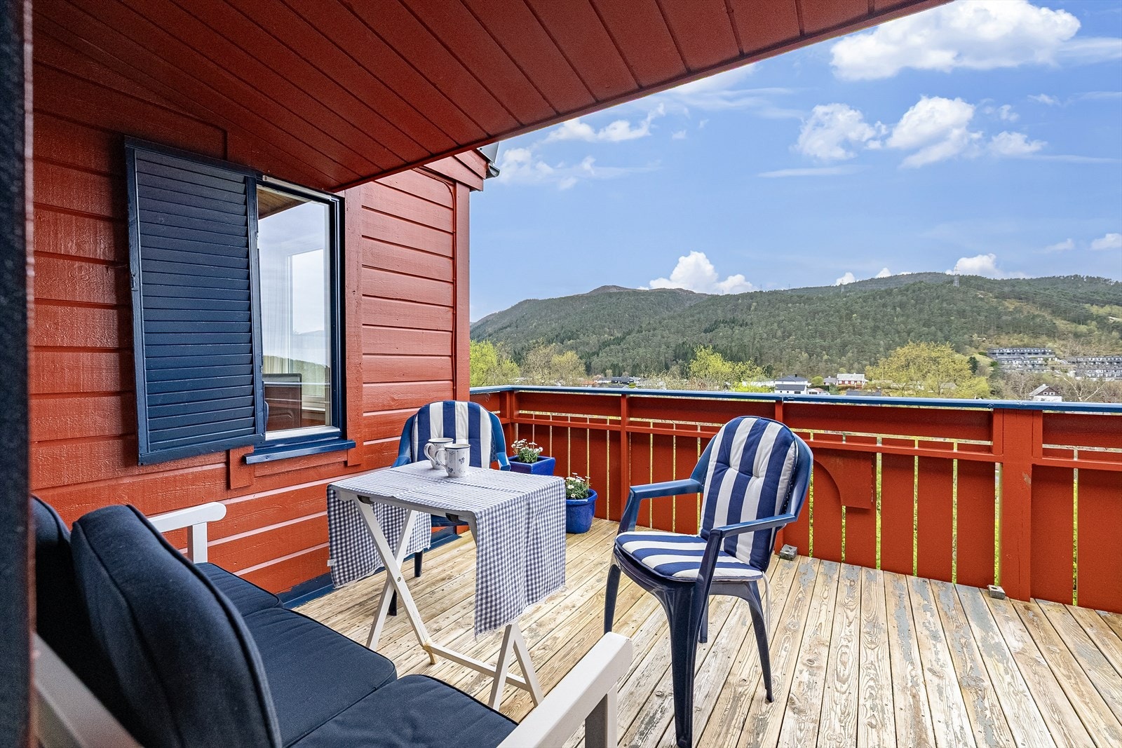 Perfekt plass for å nyte varme sommerdager og lange kvelder. Galleribilde