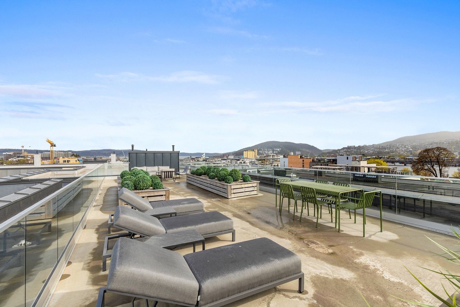 Alle beboerne har tilgang til felles takterrasse Galleribilde