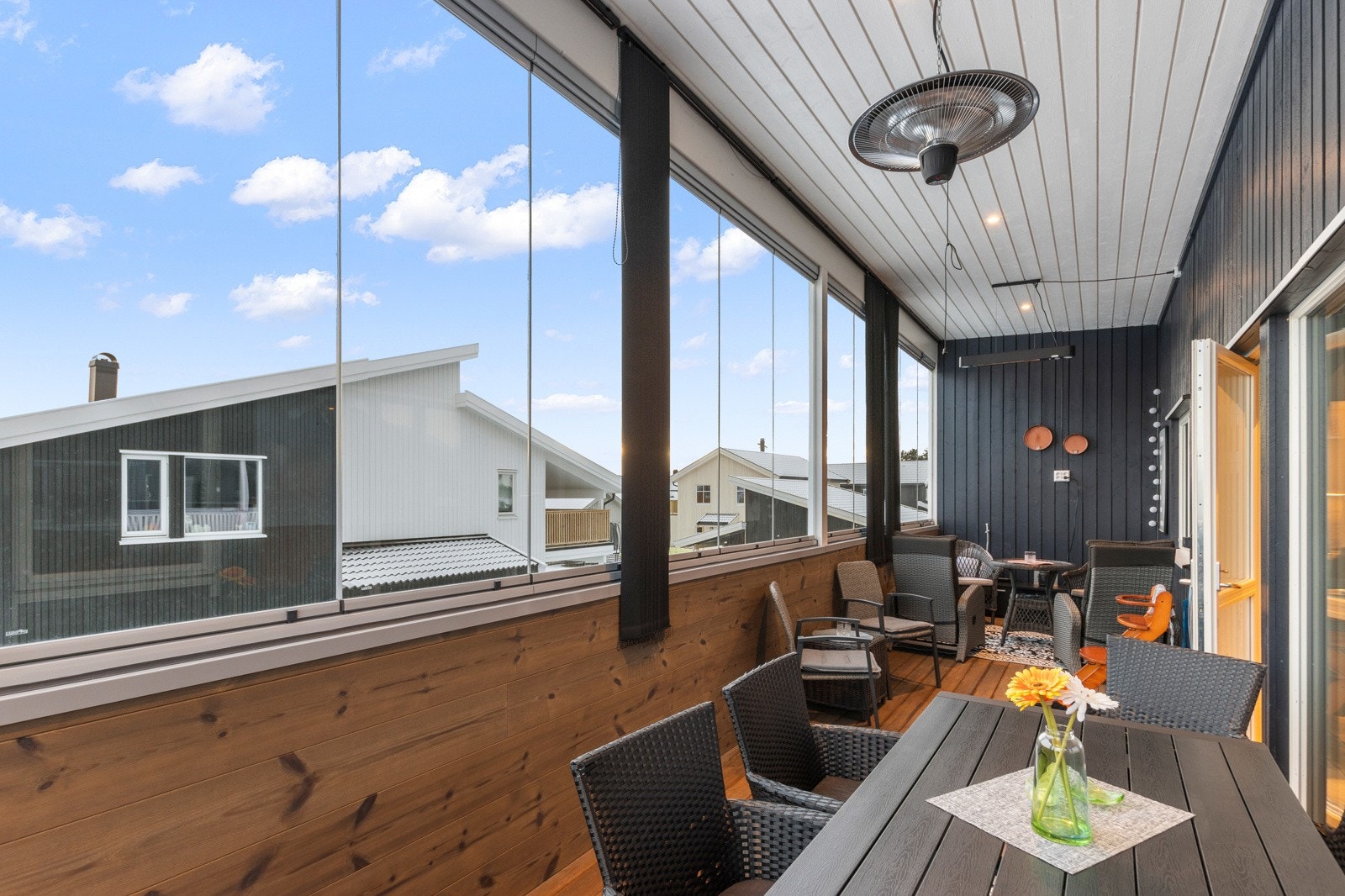 God plass til både sofagruppe og spisebord Galleribilde