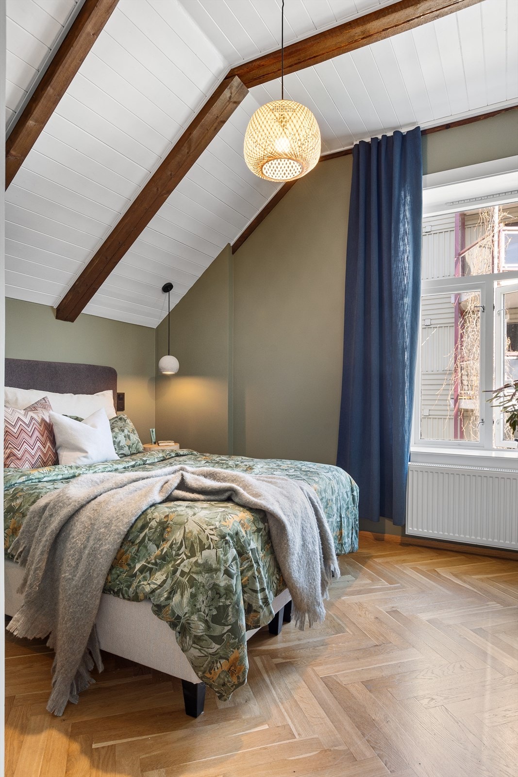 Soverom hoveddel Galleribilde