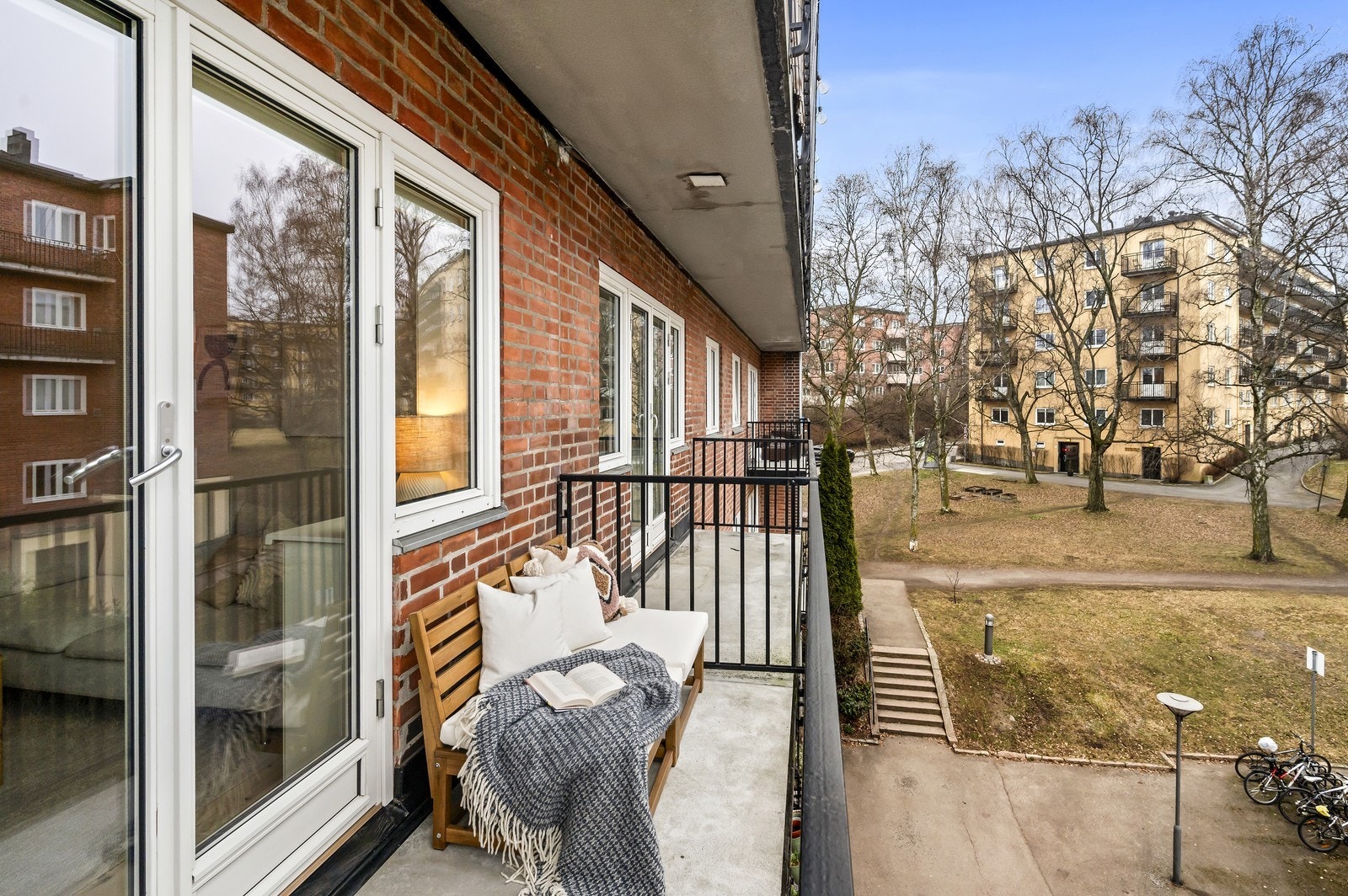 Balkong med plass til møblering Galleribilde