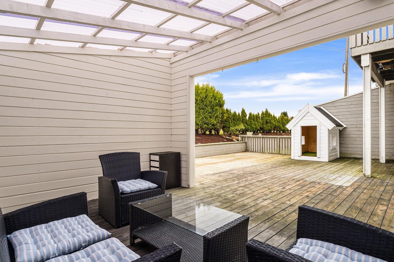 Det er ellers gode solforhold på tomten. Galleribilde