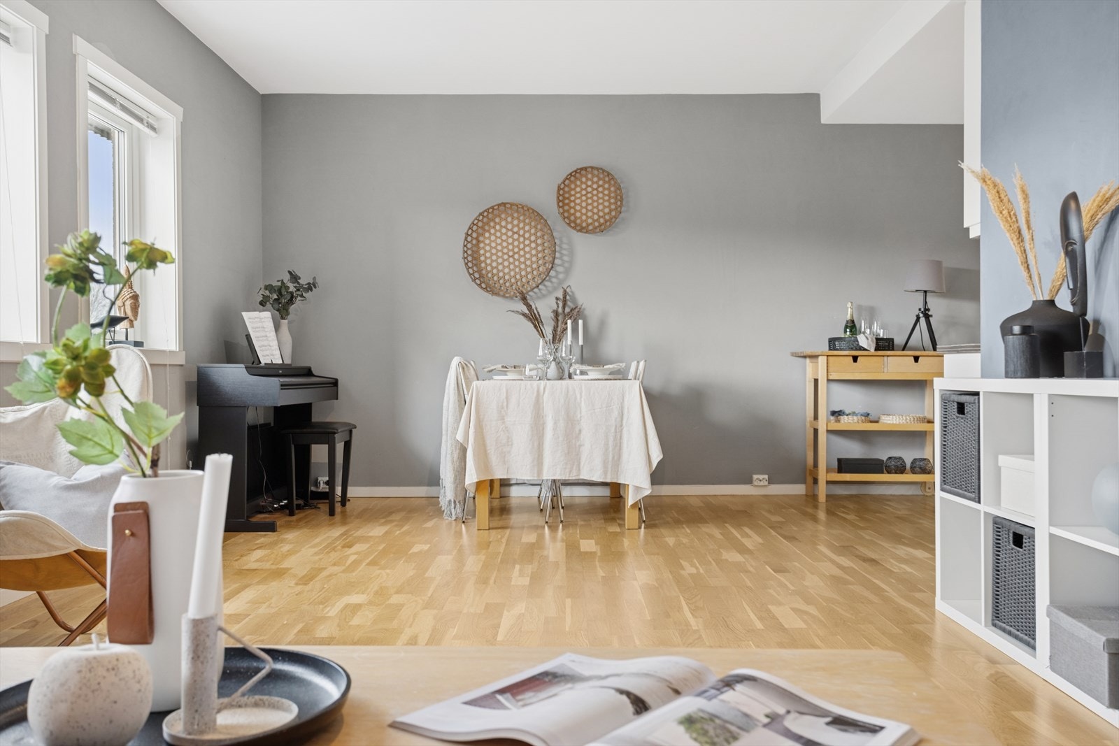 Stuen er ca 26,6 m² Galleribilde